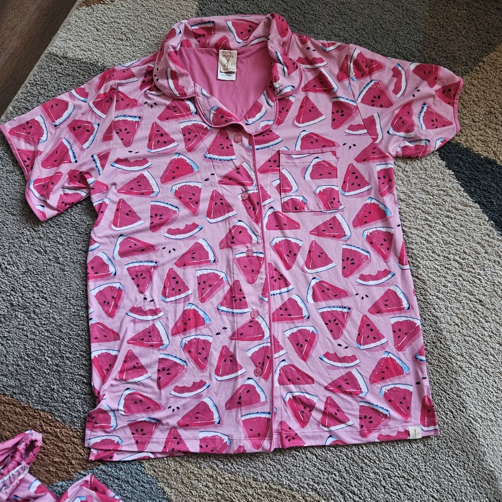 Ladies Watermelon 2-piece Capri Pajama Set - Picture 4 of 7